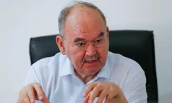 Burhan Özfatura hayatını kaybetti