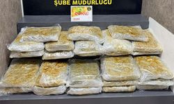 İzmir'de zehir baskını: 30 kilo uyuşturucu yakalandı!