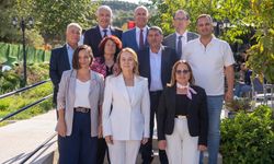 İzmir'de YENİ Partili belediye başkanları buluşması!