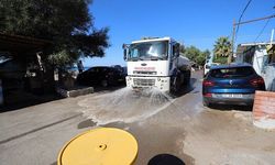 Menderes Belediyesi’nden Gümüldür’e temizlik çıkarması