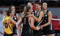 İzmir’de voleybol şöleni sona erdi