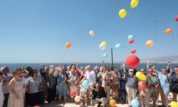 Konak’ta Dünya Barış Günü’nde gökyüzüne rengarenk balonlar salındı
