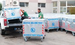 Konak’ta konteynerler yenileniyor!