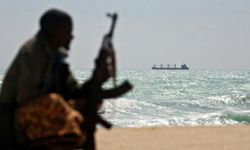 Korsanlar yeniden sahneye çıktı: Somali açıklarında alarm