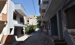 Onat Tüneli mahalleyi değiştirdi: Evler viran, esnaf perişan!