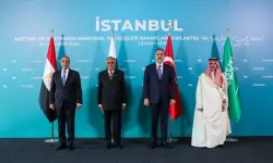 Dışişleri bakanları, İstanbul'da bir araya geldi!
