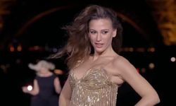 Serenay Sarıkaya restoranda masasına gelen notu paylaştı