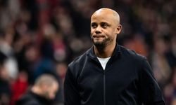 Bayern Münih'in teknik direktörü Kompany hastaneye kaldırıldı!