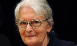 Felsefeci-Prof. Dr. İoanna Kuçuradi yaşamını yitirdi