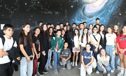 Astronot Aisha Bowe, Çiğli’de öğrencilerle buluştu