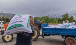 Büyükşehir'den meraları yanan çiftçiye yem desteği!