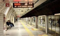 Metroda yangın paniği: Seferler aksadı!