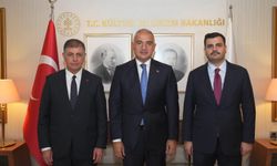 Başkan Tugay’dan İzmir için Ankara’da üst düzey temaslar