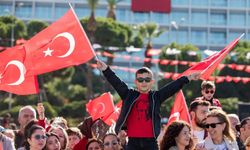 İzmir'de Cumhuriyet coşkusu... İşte saat saat 29 Ekim programı!