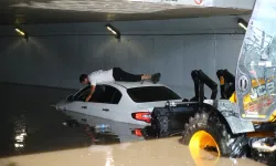 Sağanak, su baskınlarına neden oldu