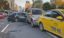5 aracın karıştığı zincirleme kaza: 2 yaralı!