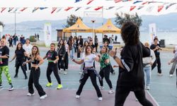 Gençlik Şenliği, gençlerin enerjisini İzmir’e yayıyor