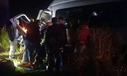 iş makinesi ile 2 işçi servisi çarpıştı: 1 ölü, 15 yaralı!