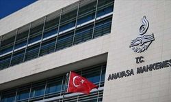 AYM'den 26 siyasi partiye suç duyurusu