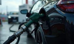 Tabela değişti: Motorine zam, benzine indirim!