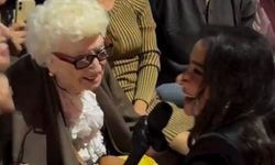 Sıla'ya İzmir konserinde anneanne sürprizi