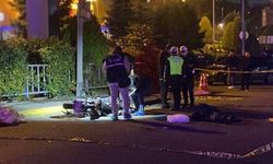 Motosiklet otomobille çarpıştı: 1 ölü, 1 yaralı