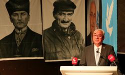 DSP Genel Başkanı Aksakal, İzmir'de partisinin kongresinde konuştu