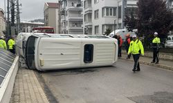 Feci kaza! Öğrenci servisi dolmuşla çarpıştı: 16 yaralı!
