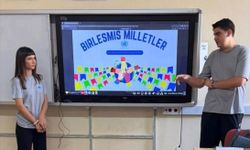 Lise Öğrencileri "Birleşmiş Milletler Günü" etkinliği düzenledi