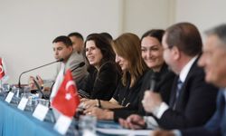 Çeşme'de turizm zirvesi