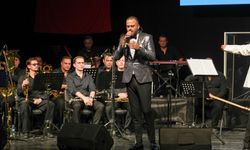 Gaziemir’de kültür sanat sezonu Metropol Orkestrası konseriyle açıldı