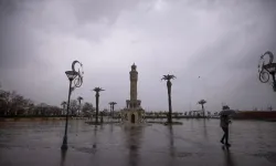 İzmir'de hafta sonu hava raporu... Önce sağanak sonra güneş!