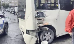 İstanbul'da tramvay, minibüse çarptı: Yaralılar var