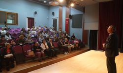 Seferihisar'da 3. Yaş Üniversitesi’nde güz dönemi başladı!