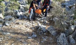 Trekking yaparken yaralanan Alman turist kurtarıldı