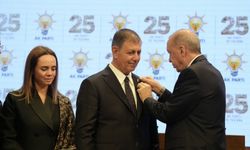 Cemil Tugay, AK Parti'ye katıldı!