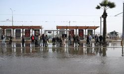İzmir Valiliği uyardı: Sel ve su baskını riski!
