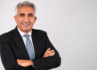 Av. İsmet Köymen