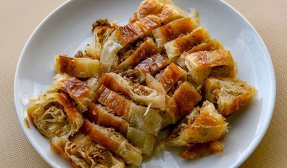 Ünlü börek markasında sakatat çıktı!