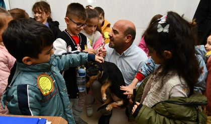 Çiğli Belediyesi'nden miniklere hayvan sevgisi semineri