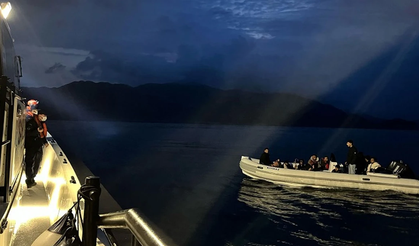 Marmaris açıklarında 12 düzensiz göçmen yakalandı
