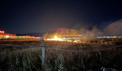 Kemalpaşa'da arazide çıkan yangın söndürüldü