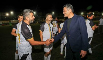 Aliağa 13 Eylül Masterler Futbol Turnuvası başladı