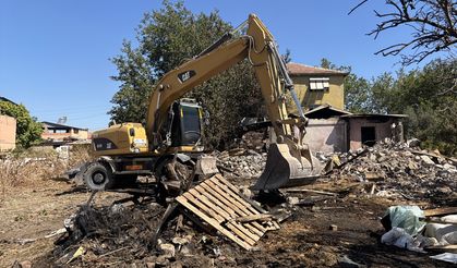 Çiğli'de acı olay: 34 küçükbaş hayvan can verdi