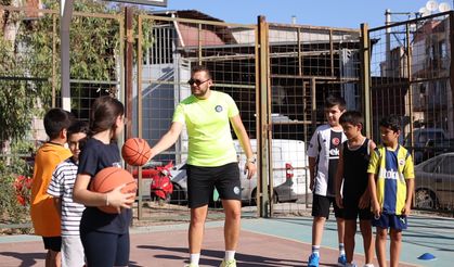 Karabağlarlı çocuklar sporla buluşuyor