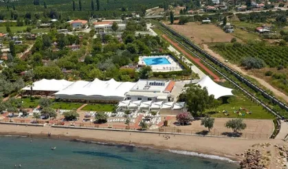 İzmir'de 1.2 milyarlık denize sıfır satış!