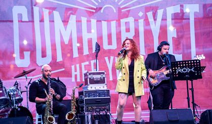 Bayram coşkusu İzmir'de erken başladı