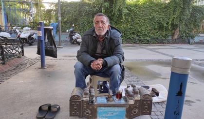 Alsancak’ın bir garip adamı: Kimliksiz, adressiz bir yaşam!