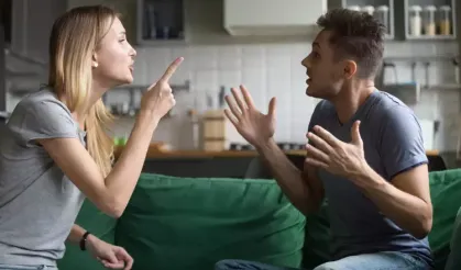 Yanlış insana aşık olduğunuzu gösteren işaretler: Bu aşk sizi zehirliyor olabilir!