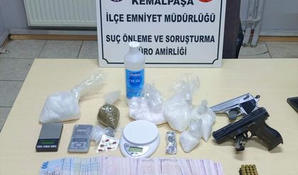 İzmir'de 'zehir' operasyonu: 2 tutuklama